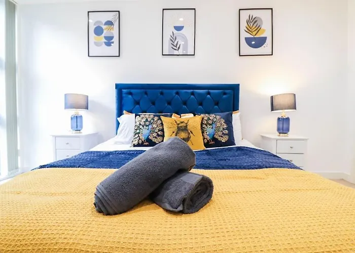 Canary Wharf-10% Discount-Fibre Wifi-5Mins To Tube