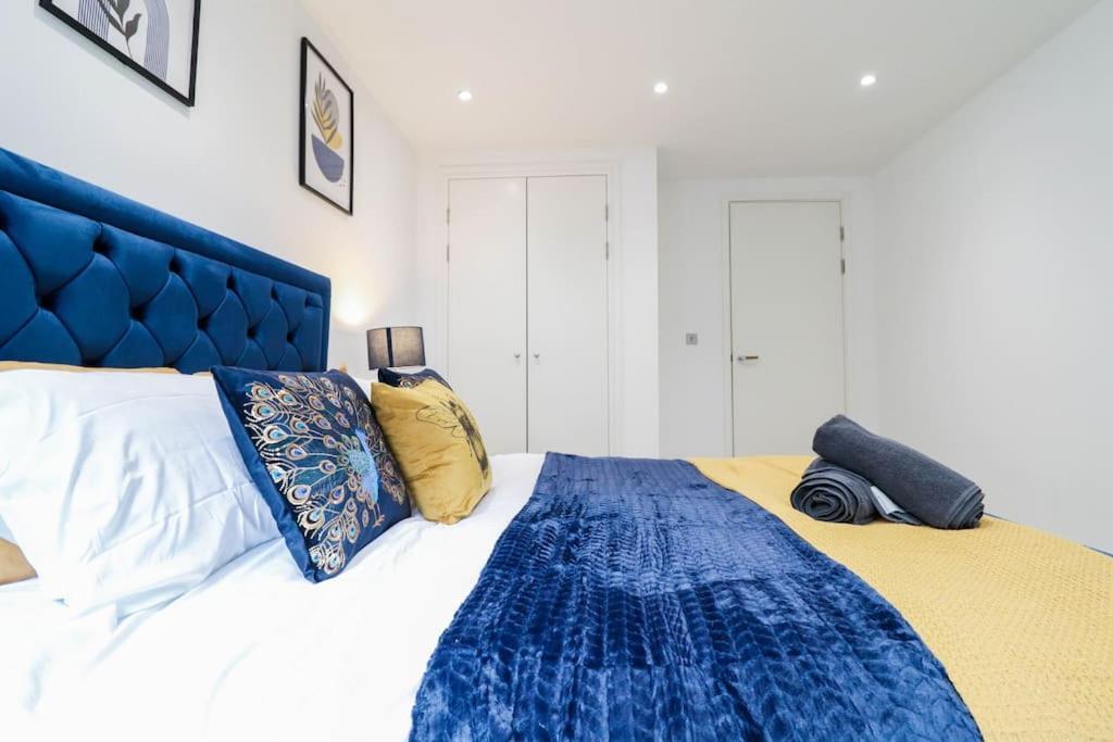 Apartamento Canary Wharf-10% Discount-fibre Wifi-5mins To Tube Londres
